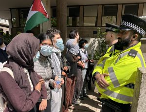 Oxford Üniversitesi’nde Gazze eylemine polis müdahalesi: 16 gözaltı