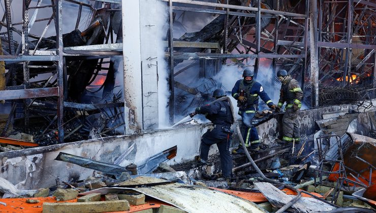 Rusya Ukrayna’da bir inşaat mağazasını füzeyle vurdu