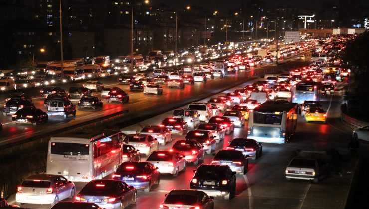 İstanbul, trafikte en fazla vakit geçiren şehirler arasında 6. sırada