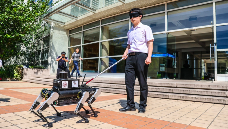 Çinli akademisyenler, görme engelliler için robot rehber köpek tasarladı