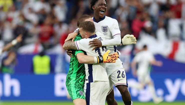 İngiltere müthiş sonla çeyrek finalde! Slovakya yıkıldı…
