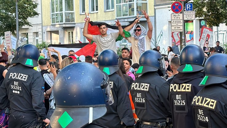 Berlin’de Filistin eylemi: Çok sayıda gözaltı