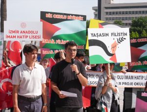Lise öğrencilerinden Filistin eylemi