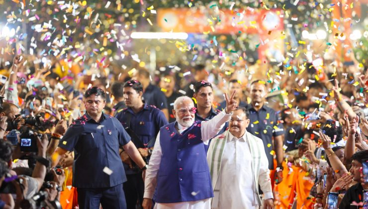 Hindistan’da Başbakan Modi liderliğindeki ittifak seçimleri kazandı