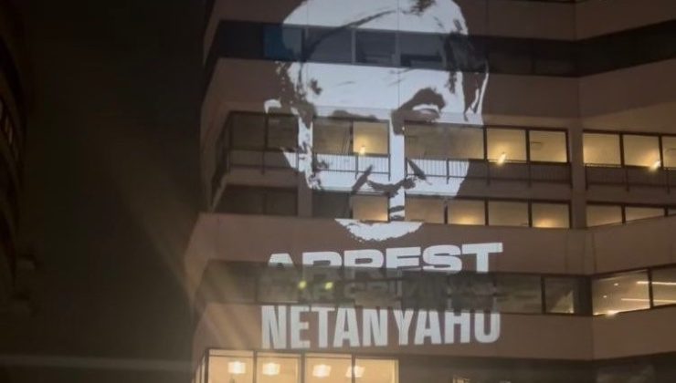 İsrail Başbakanı Netanyahu’nun ABD’de kaldığı otele “Tutuklayın” yazısı yansıtıldı
