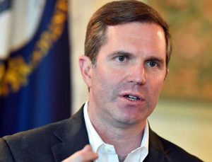 Beshear aday olmayacak, Harris’i destekleyecek