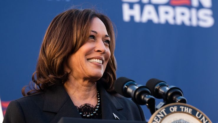 Kamala Harris Demokrat Partinin başkan adayı oldu