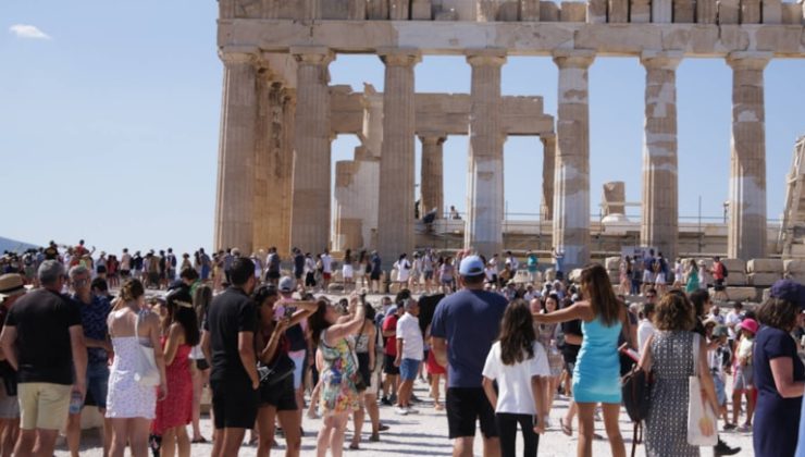 Yunanistan’da aşırı sıcak alarmı: Akropolis ziyarete kapatıldı