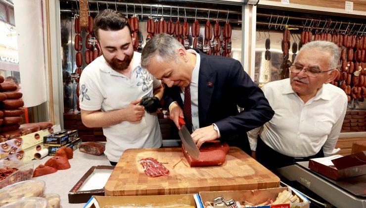 Yerlikaya’dan ‘Kayseri’ mesajı: Bayrağına, devletine, milli ve manevi değerlerine bağlıdır