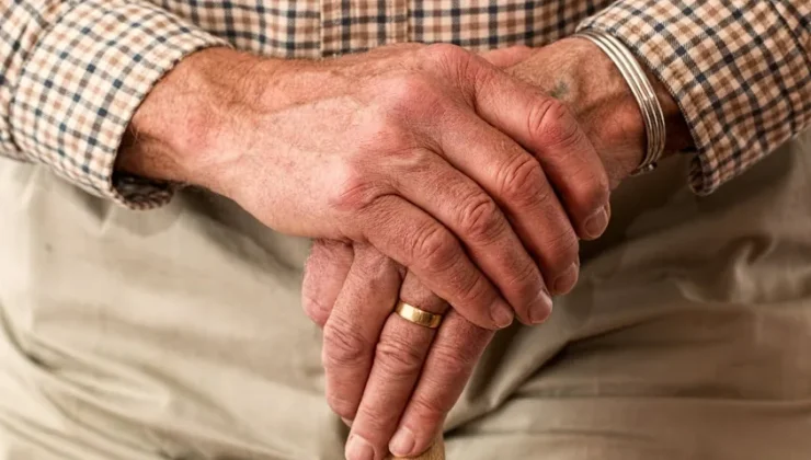 AB, ABD’de onaylanan Alzheimer ilacına ruhsat vermedi: ‘Tehlikeli yan etki riski var’