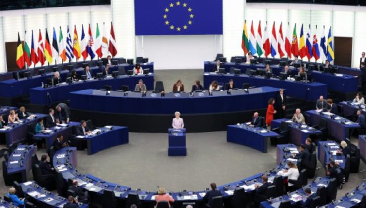 Avrupa Parlamentosu’nda güvenoyu yoklaması günü