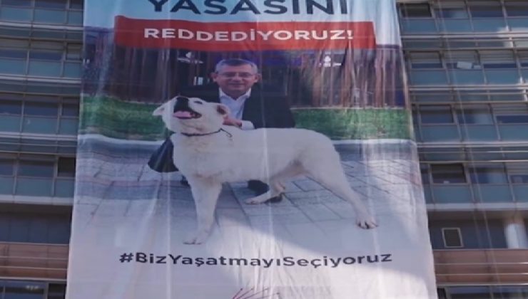 CHP’ye ‘Katliam Yasasını Reddediyoruz’ yazılı pankart asıldı