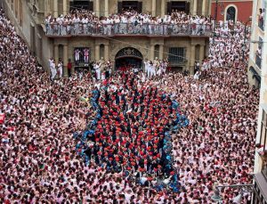 İspanya’nın ünlü boğa festivali başladı