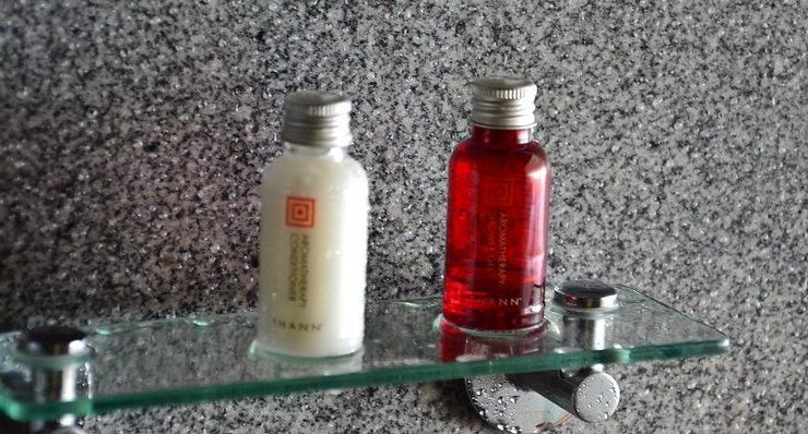 New York otellerinde mini şampuan yasağı