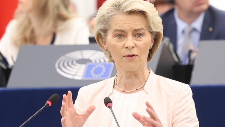 Ursula von der Leyen yeniden Avrupa Komisyonu Başkanı seçildi