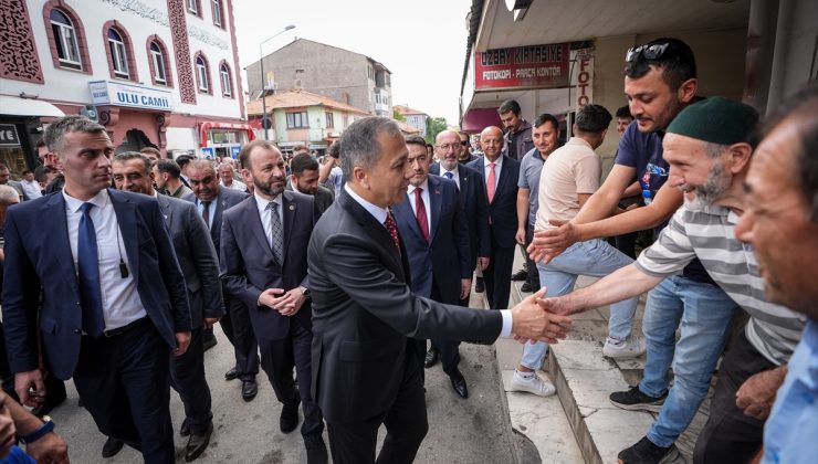 Yerlikaya, Kütahya’da esnafı ziyaret etti