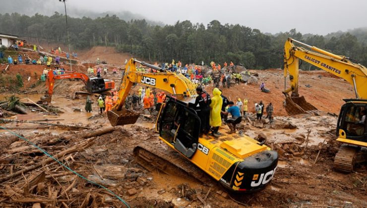 Hindistan’da yaşanan toprak kayması felaketinde 358 kişi öldü