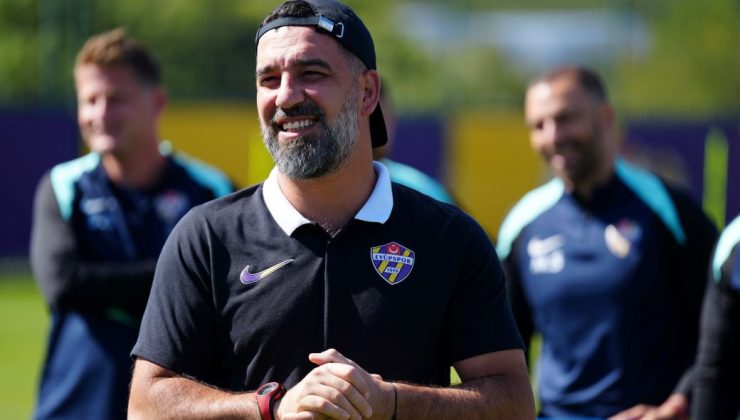 Arda Turan kırmızı kart gördü: Eyüpspor ilk maçında 1 puanı kurtardı