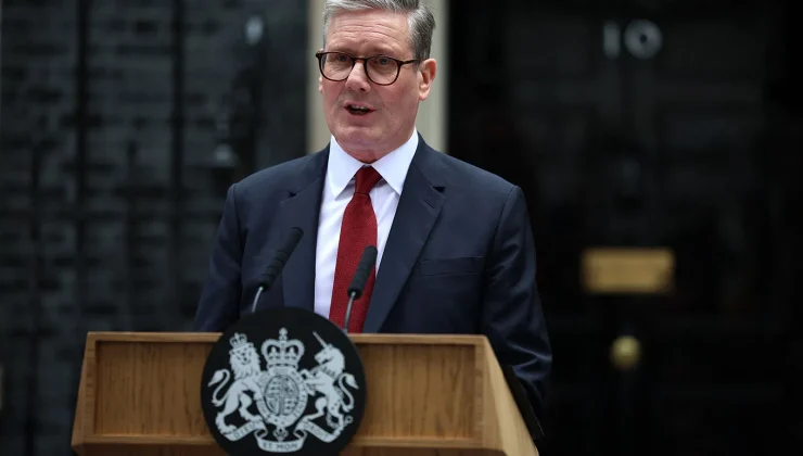 Birleşik Krallık Başbakanı Starmer: Aşırı sağcılar kim olduğunu gösterdi, biz de kim olduğumuzu göstereceğiz