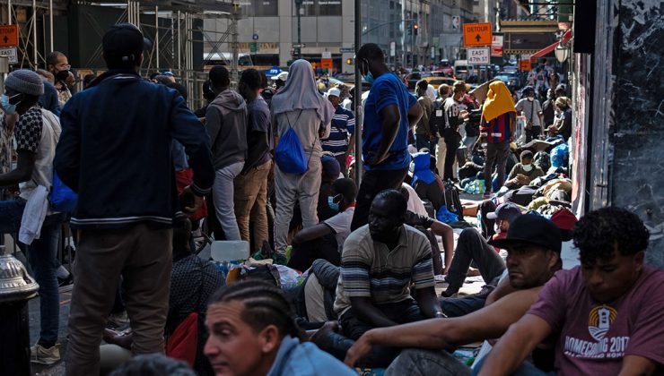 New York Belediyesi’nden göçmen ailelere 4 bin dolar taşınma desteği