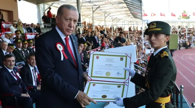 Cumhurbaşkanı Erdoğan’dan “Mustafa Kemal’in askerleriyiz” sloganı atan teğmenler açıklaması