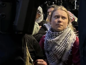 Greta Thunberg Gazze protestosunda gözaltına alındı