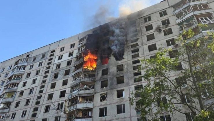 Rusya, içinde sivillerin bulunduğu binayı vurdu