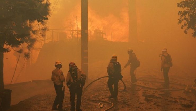 California’da üç büyük orman yangını