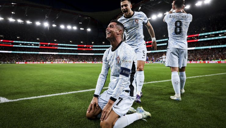 Cristino Ronaldo bir kez daha tarihe geçti