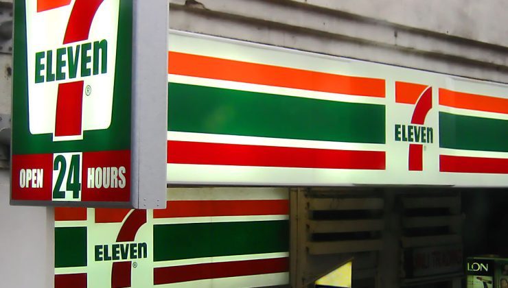 7 Eleven’den dev küçülme, yüzlerce mağazayı kapatıyor