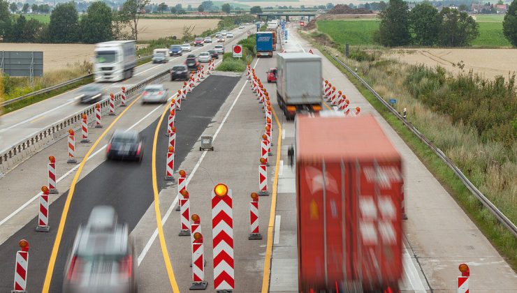 Saat sınırını aşan kamyoncuya dudak uçuklatan para cezası