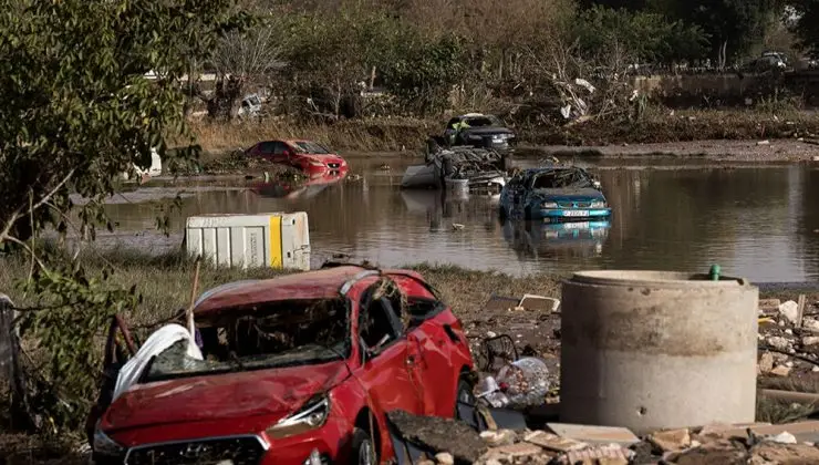 İspanya’yı vuran sel felaketinde 95 ceset bulundu