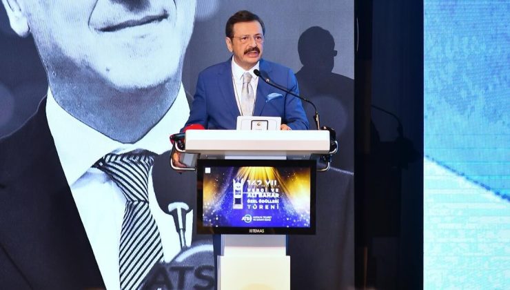 Rifat Hisarcıklıoğlu: Nereye gittiği belli olmayan bir dönemdeyiz, birbirinizi sevin