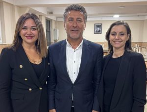 CHP’li vekil Orhan Sarıbal’dan parti yönetimine eleştiri