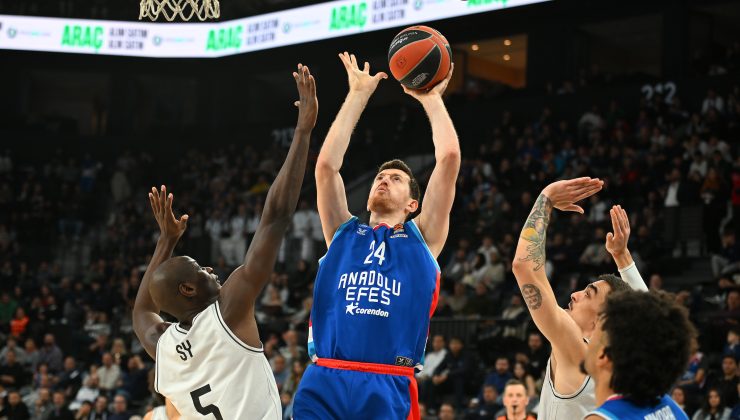 Anadolu Efes yeni evine alışamadı