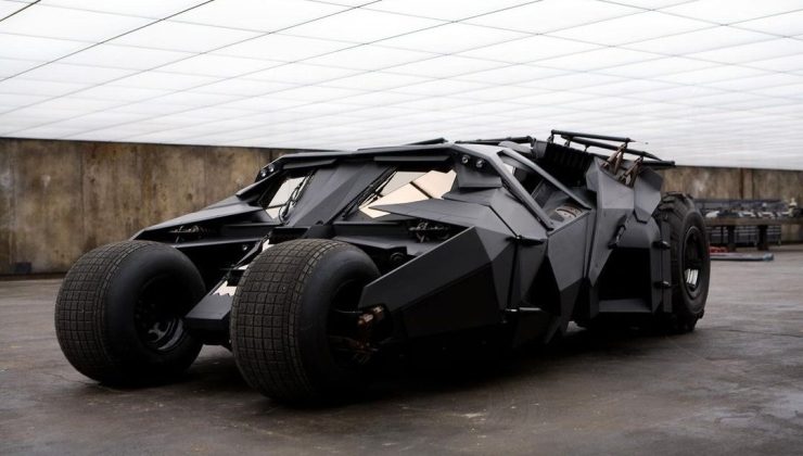 Batmobil yola çıkıyor, 3 milyon dolara satılacak