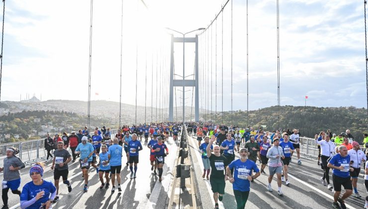 İstanbul Maratonu 46. kez koşuldu: Erkeklerde Dejene Debela kadınlarda ise Ruth Jebet kazandı