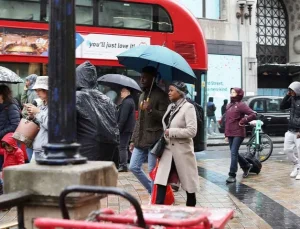 ABD’nin Londra Büyükelçiliği yakınlarında şüpheli paket