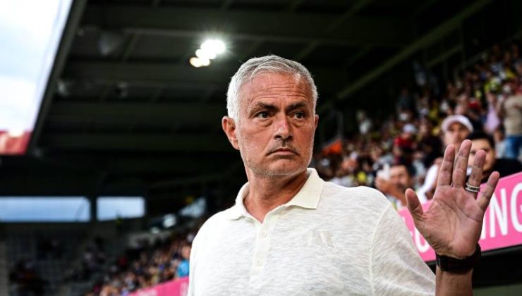 Jose Mourinho’dan takımla özel toplantı: Şampiyon olacağız