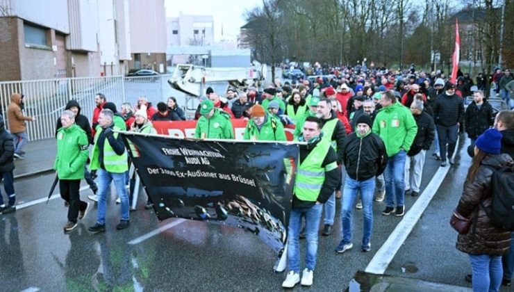 Audi çalışanlarından Brüksel’de protesto