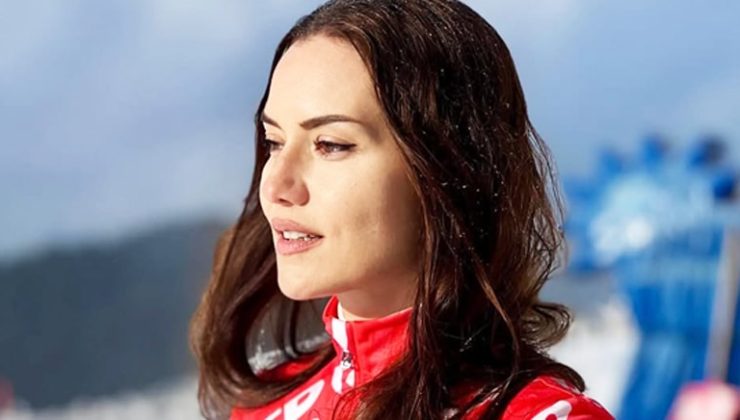 Fahriye Evcen’den hayranlarını üzen haber: Kaza geçirdi