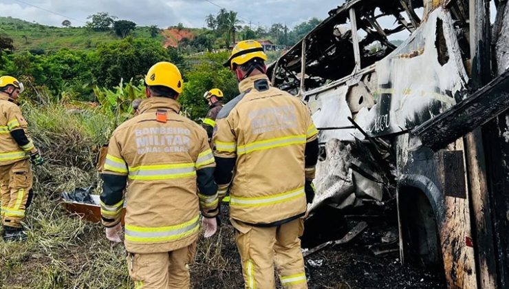 Brezilya’da facia: Zincirleme kazada 30 kişi öldü