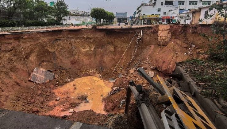 Çin’de demir yolu inşaatı çöktü: 13 işçi kayıp