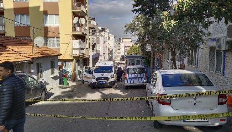 Otomobilindeki cesetle polise gitti