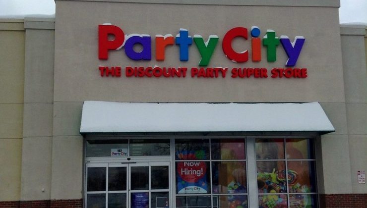 Party City kepenk kapatıyor, çalışanlara kıdem tazminatı yok!