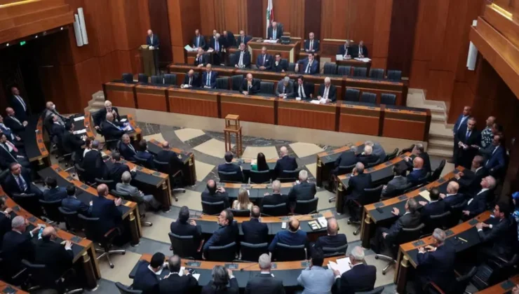 Lübnan’da parlamento 13’üncü kez toplanıyor