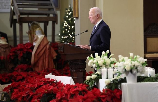 Biden New Orleans saldırısında ölenlerin yakınlarıyla bir araya geldi