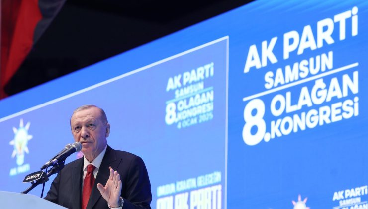 Erdoğan, Ferdi Tayfur şarkısı ile kongreye girdi