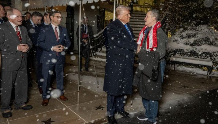 Trump Rusya’nın serbest bıraktığı Fogel’i Beyaz Saray’da karşıladı