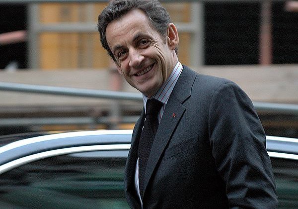 ‘Telekulak’ davasında cezası onanan Sarkozy’ye elektronik kelepçe takıldı